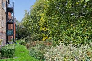 Photo 21- click for photo gallery